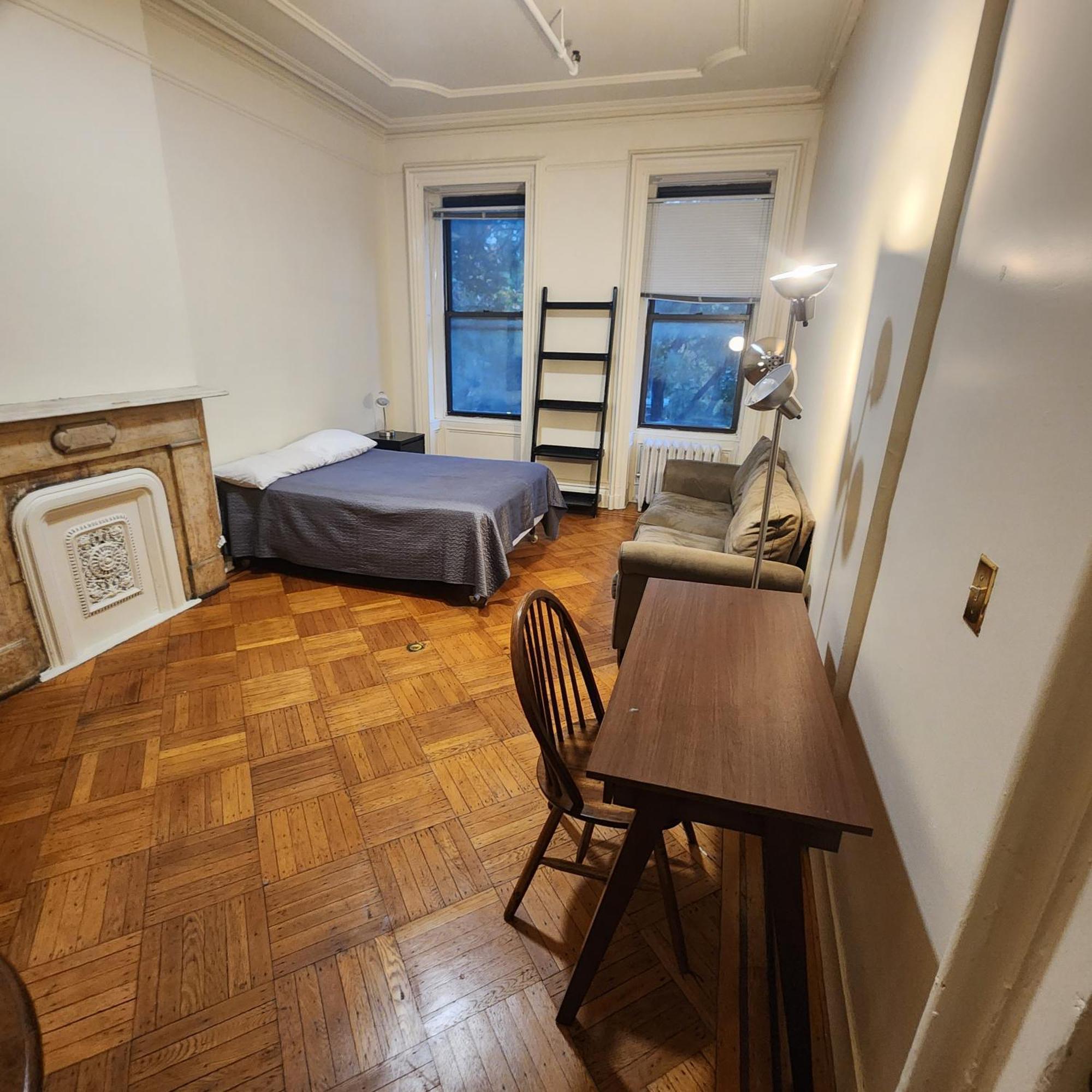 New York City Guest House 2 ภายนอก รูปภาพ